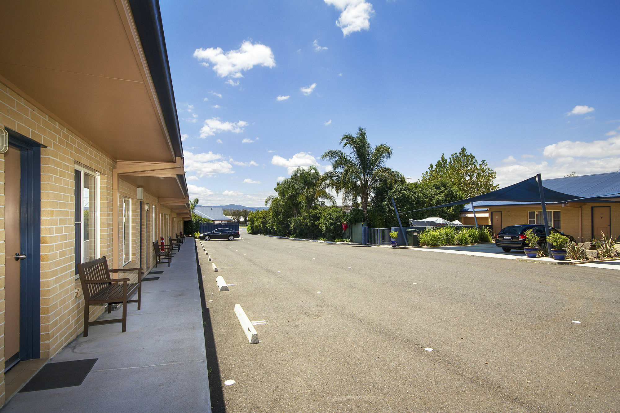 Edward Parry Motel And Apartments Tamworth Exterior photo